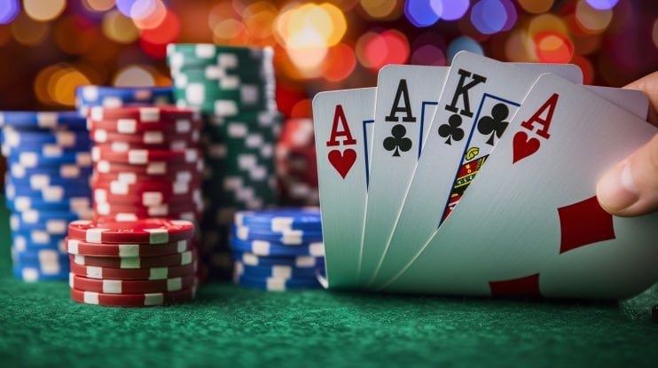 Pemain Indonesia menikmati slot online olx777 dari smartphone di kota besar